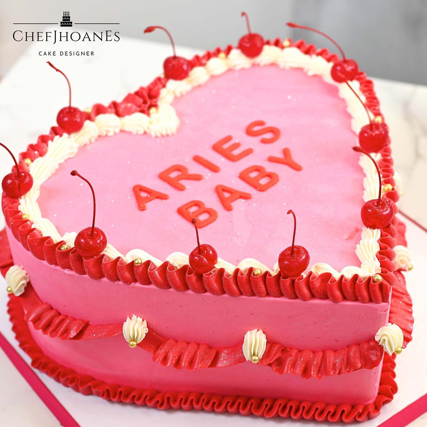 Aries baby cake. Feed 15 people.