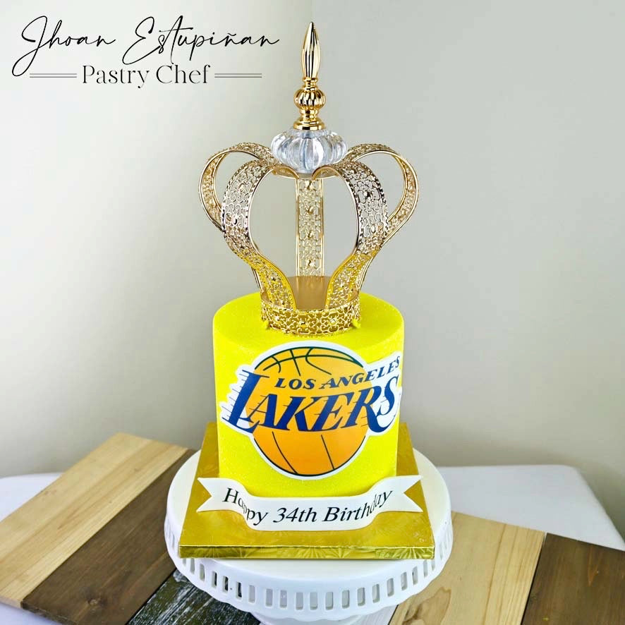Lakers cake.